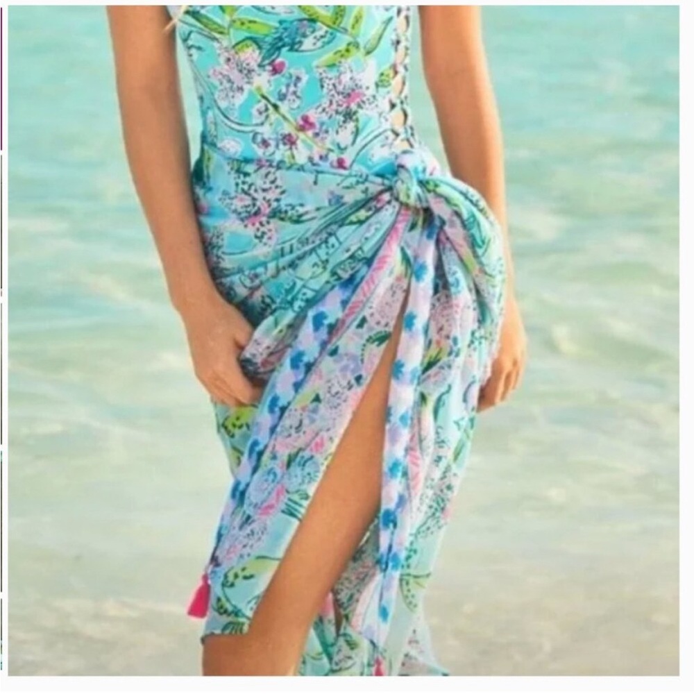 Lilly Pulitzer Pareo (Summer Wrap/Dress) in “Sway this Way” Print (Blue, Pink)